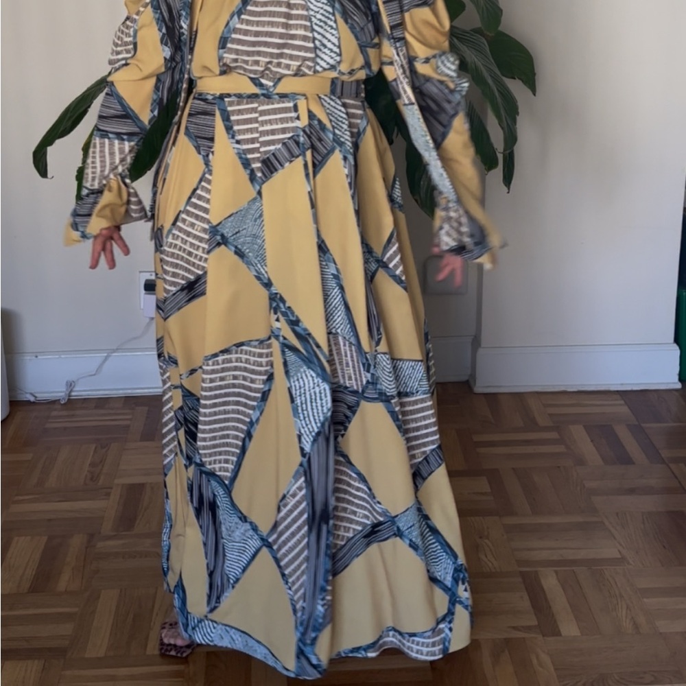 Elegant Geometric Patterned Yellow and Blue Dress